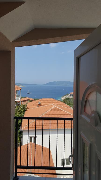 Apartments Bellavista Luštica Zewnętrze zdjęcie